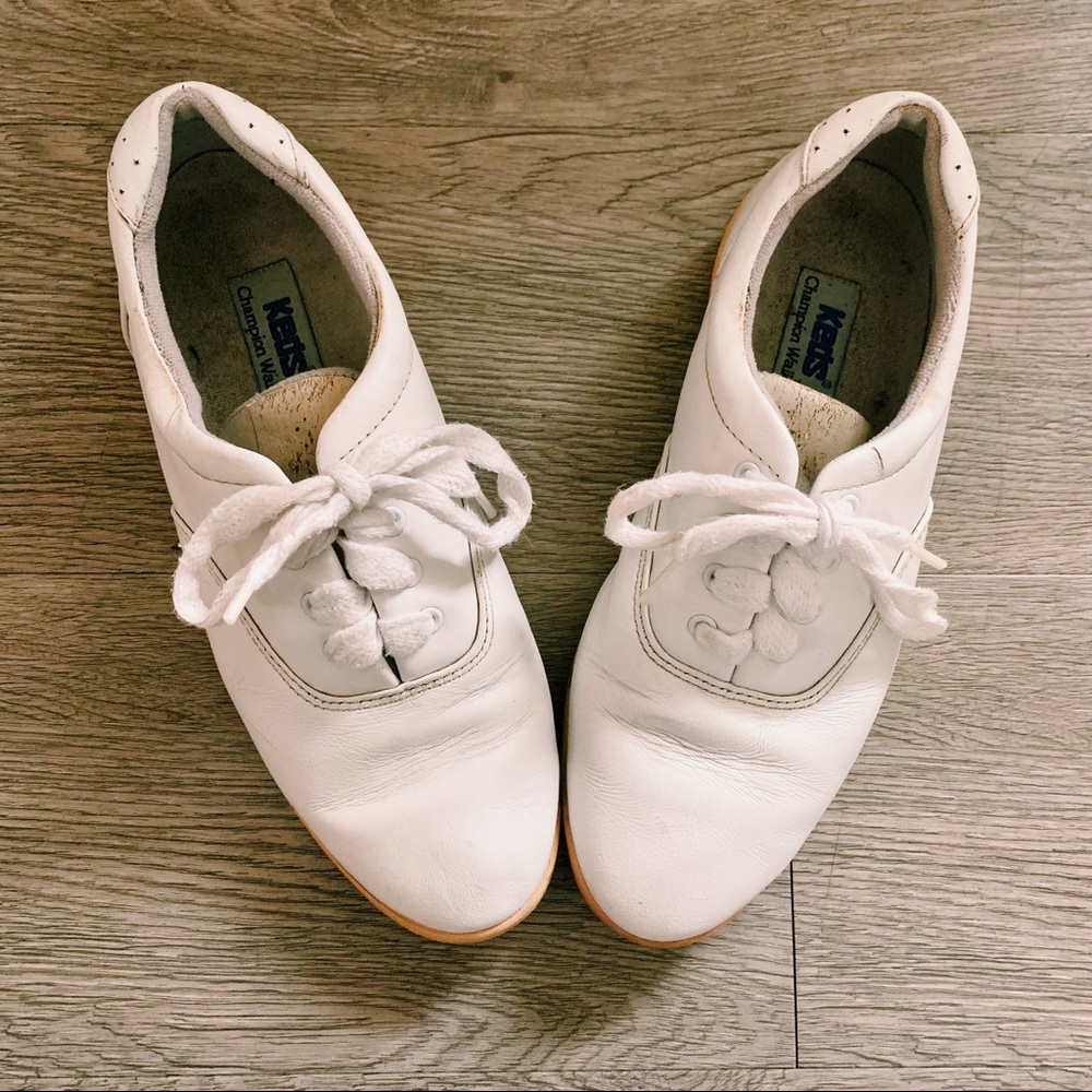 Vintage Keds 🔷 White Leather Keds Size 7